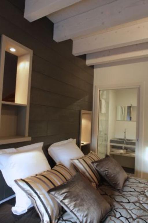 Hostellerie Saint Germain Room photo